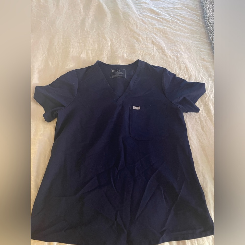 Figs scrub navy blue top.